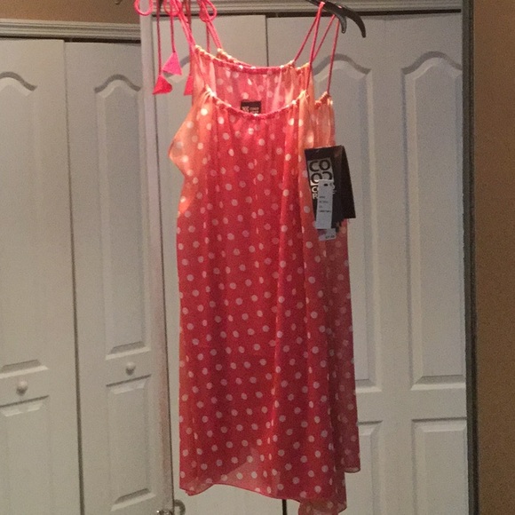 Beach cover up - Picture 3 of 3